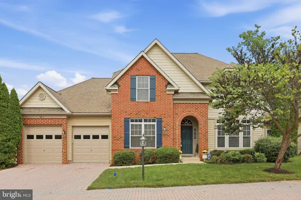 3017 PALATINE DR