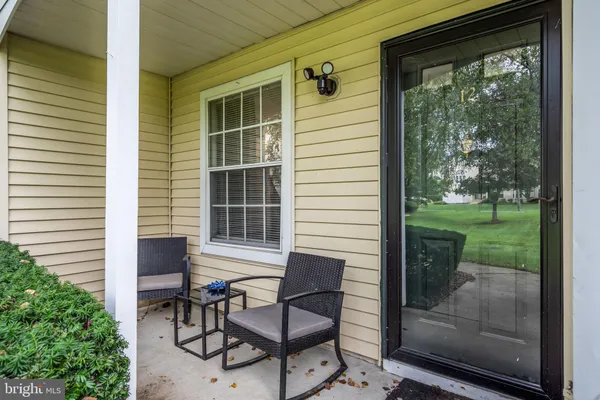 12 DENNIS CT