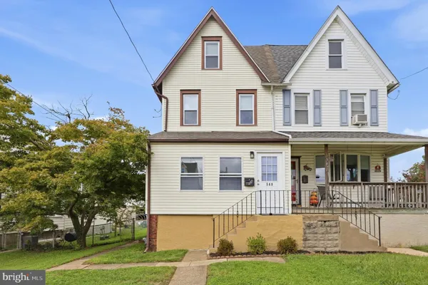 549 DELAWARE AVE