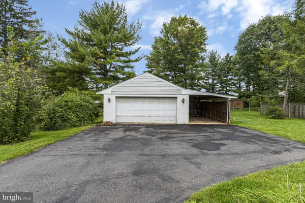 81 HOPEWELL PENNINGTON RD