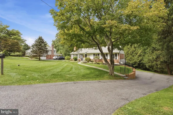 144 BROOKSIDE RD