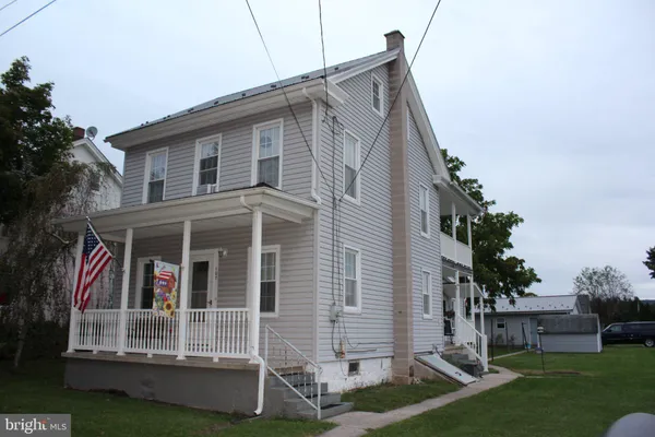 107 N KEYSTONE ST