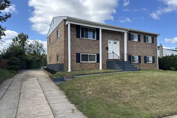1510 ADAMSVIEW RD