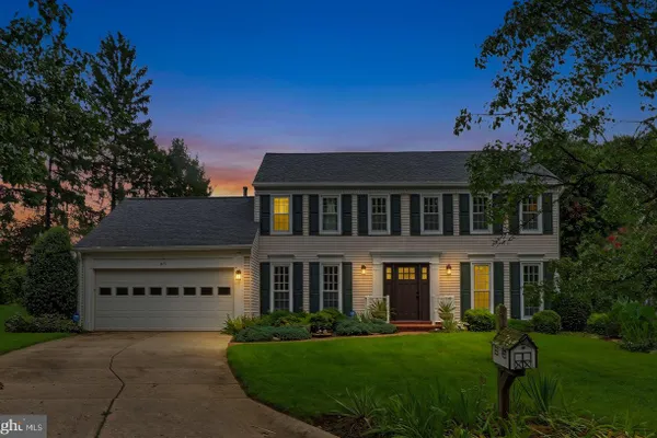 9117 WILLOW POND LN
