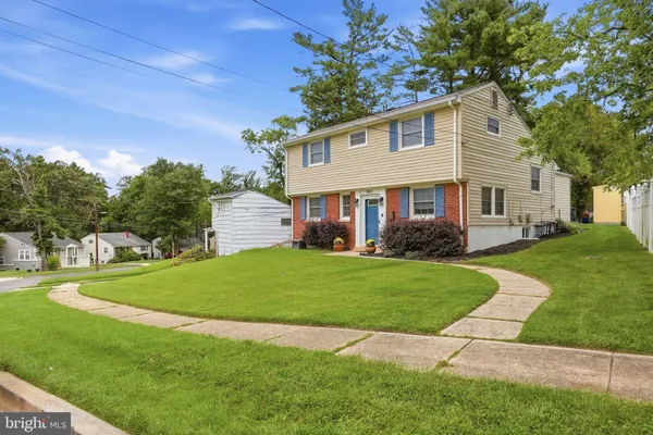 303 WINSLOW RD