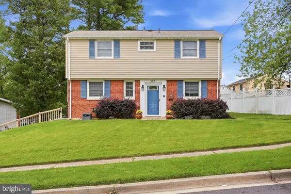 303 WINSLOW RD