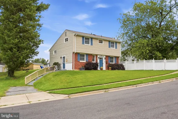 303 WINSLOW RD