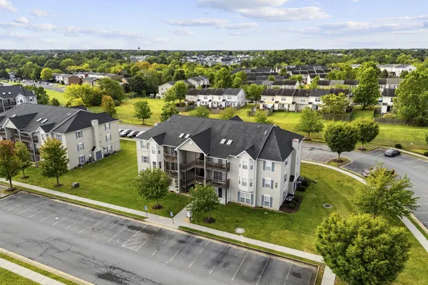 136 BROOKLAND CT 9