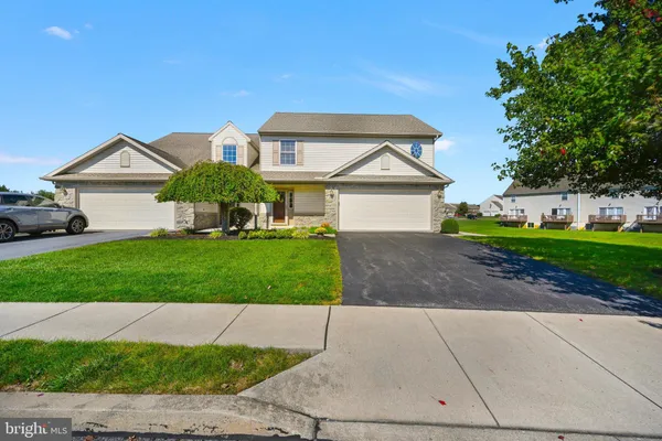 133 FARMINGTON WAY