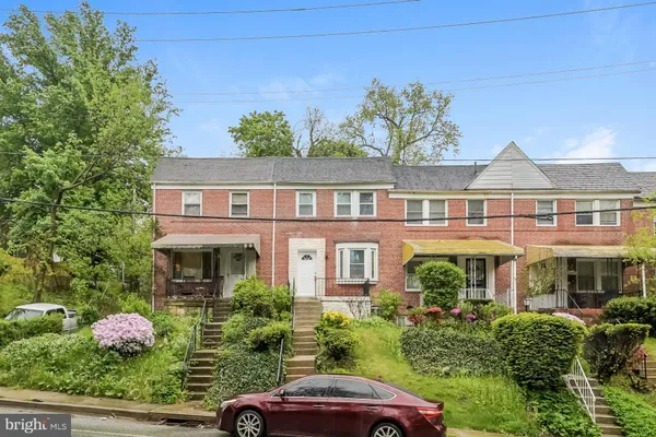 2221 MONTICELLO RD