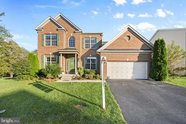 4813 CLARENDON DR