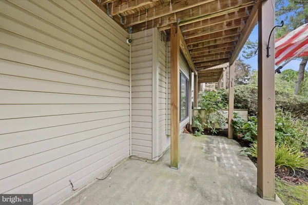 406 PRITCHARD PL