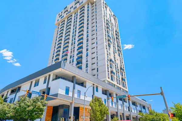 28 ALLEGHENY AVE 807