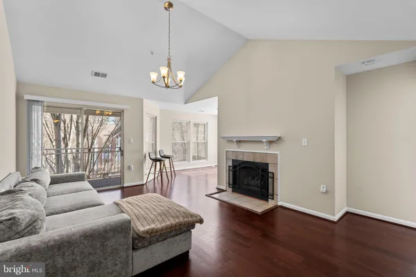 5031 TRIPLETT RD 5031