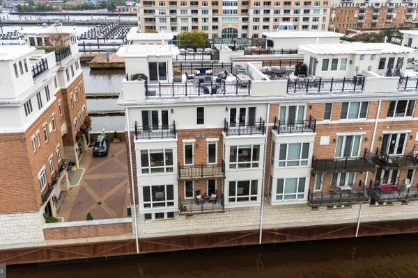 650 PONTE VILLAS 137