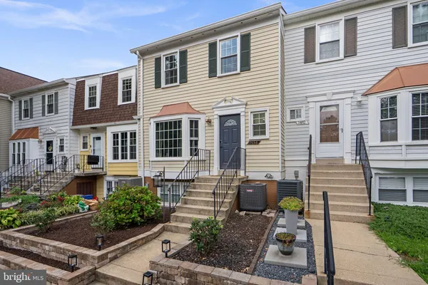 1486 CHATHAM CT