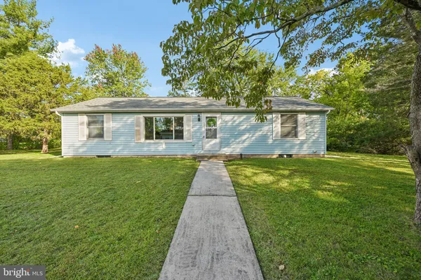 213 PLEASANTVIEW AVE