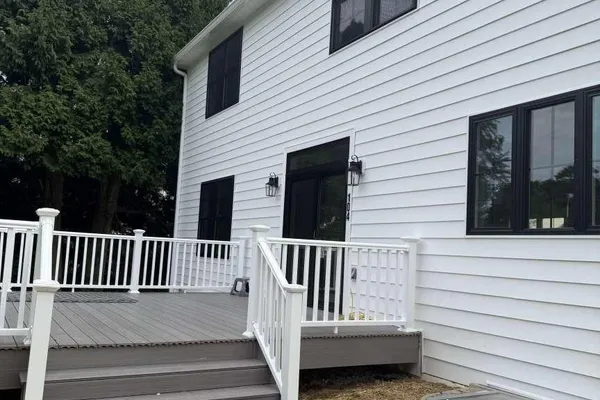 104 PINE TREE RD