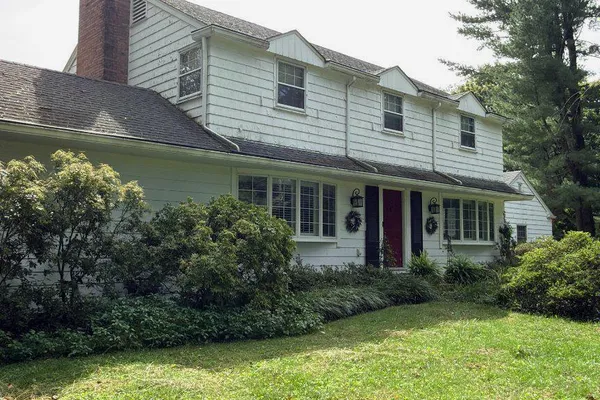 339 RAYMOND RD