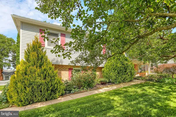 429 RIDGEFORD RD