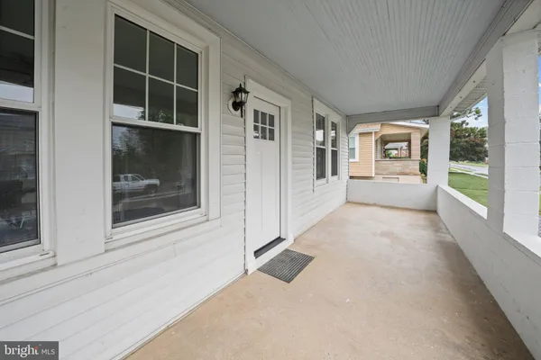 118 LINHIGH AVE