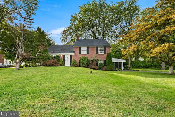 111 MICHAELS LN