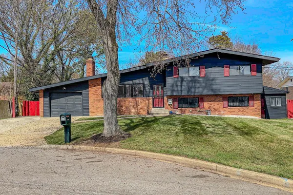 5504 WESTMINSTER CT
