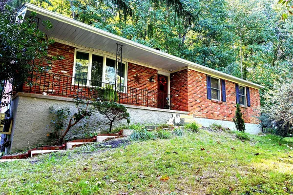 44 SPRING RD