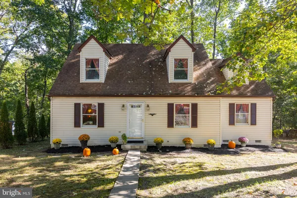 245 GLENRIDGE DR