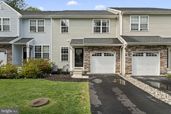 16 GRAHAM DR