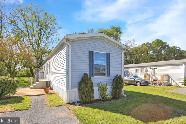 110 NORTHCREST ACRS