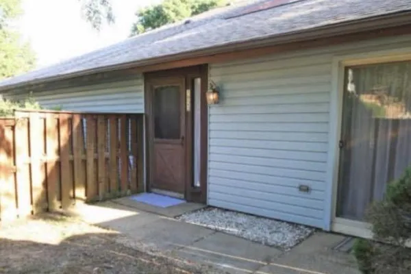 1923 BELLARBOR CIR