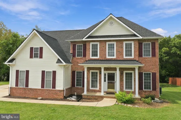 674 DELLINGER DR