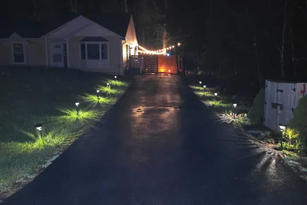 331 MOHANSIC LN