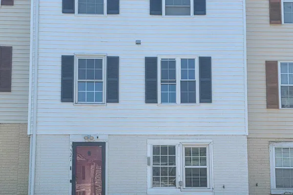 5521 K ST