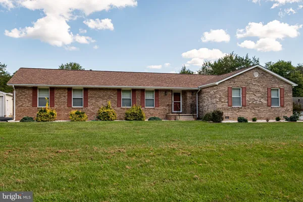 5498 HUCKLEBERRY DR