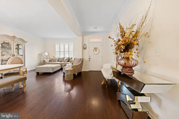 27 GIMBALL RD