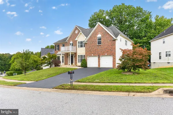 17 BLACKBIRD CT