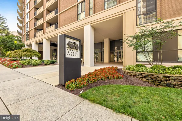 4620 N PARK AVE 810E