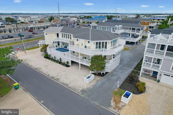 1301 COASTAL HWY