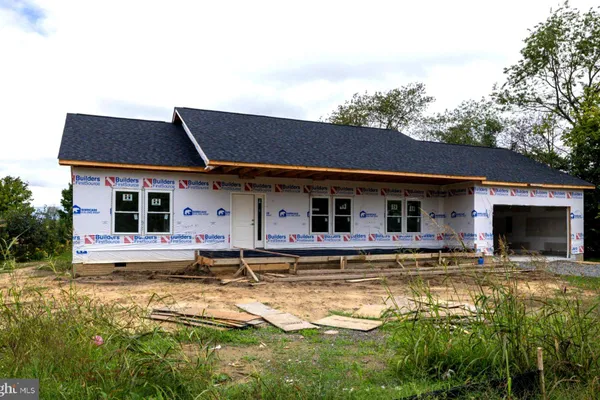 214 CHAPEL VILLAGE RD