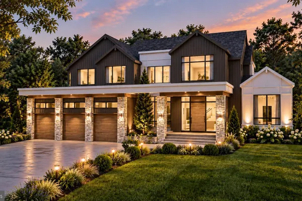 9417-A WOODED GLEN AVE