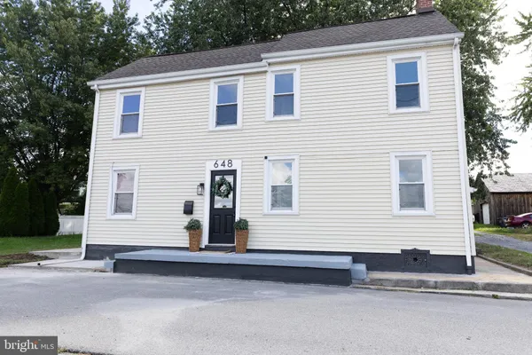 648 YOHE AVE
