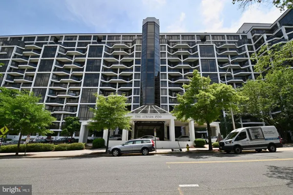 1530 KEY BLVD 222