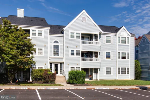8601 FALLS RUN D