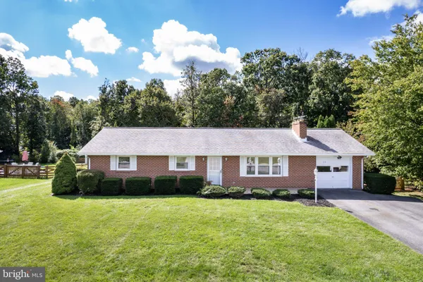 313 WAYNE AVE