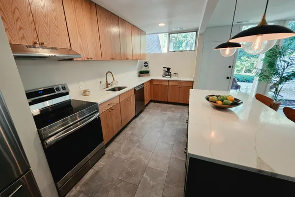 11545 MAPLE RIDGE RD