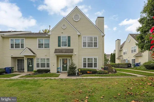 2408 SANIBEL CIR