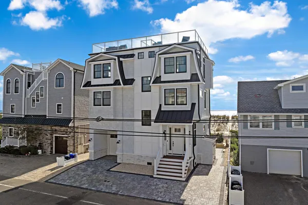 4205 OCEAN BLVD