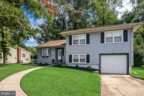 103 KENWOOD DR